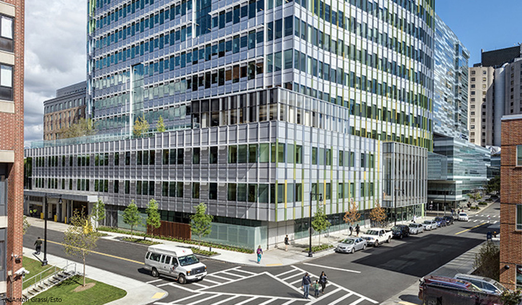 Building for Transformative Medicine at BWH is a translational research building. 